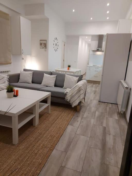 Apartment Precioso Piso En Almagro, Plaza De Chamberi De Madrid